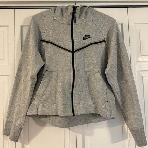 Nike tech fleece Windrunner zip up grey cropped hooded sweater small - Picture 2 of 10